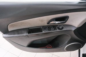 Хетчбэк Chevrolet Cruze 2012 года, 869000 рублей, Красноярск