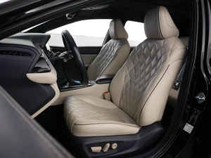 Седан Toyota Camry 2021 года, 3400046 рублей, Москва