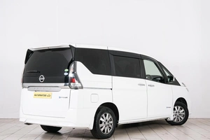 Минивэн Nissan Serena 2018 года, 1929000 рублей, Красноярск