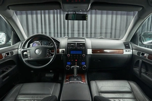 Внедорожник Volkswagen Touareg 2008 года, 1288000 рублей, Красноярск