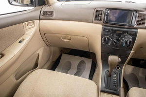 Седан Toyota Corolla 2003 года, 589000 рублей, Барнаул