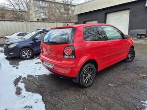 Хетчбэк Volkswagen Polo 2008 года, 525000 рублей, Красноярск