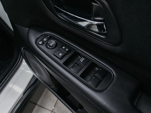 Внедорожник Honda Vezel 2017 года, 1729000 рублей, Красноярск