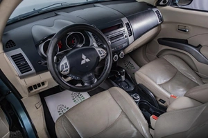 Внедорожник Mitsubishi Outlander 2007 года, 1229000 рублей, Томск