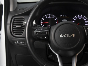 Хетчбэк Kia Rio X 2021 года, 1800000 рублей, Омск