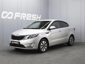 Седан Kia Rio 2013 года, 860000 рублей, Омск