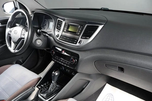 Внедорожник Hyundai Tucson 2016 года, 2099000 рублей, Тюмень