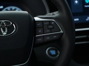 Внедорожник Toyota Highlander 2026 года, 5427077 рублей, Москва