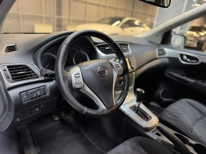 Хетчбэк Nissan Tiida 2015 года, 977000 рублей, Красноярск