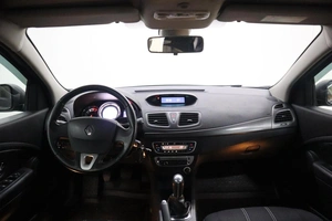 Седан Renault Fluence 2013 года, 1025000 рублей, Брянск