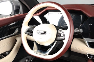 Внедорожник Geely Monjaro 2023 года, 3899000 рублей, Тюмень