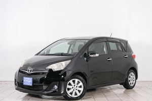 Хетчбэк Toyota Ractis 2011 года, 899000 рублей, Красноярск