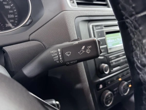 Седан Volkswagen Jetta 2015 года, 1095000 рублей, Орёл