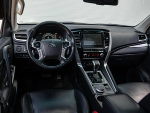 Внедорожник Mitsubishi Montero Sport 2022 года, 3490000 рублей, Краснодар