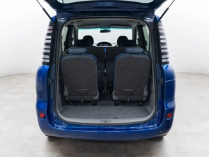 Минивэн Toyota Sienta 2004 года, 600000 рублей, Красноярск
