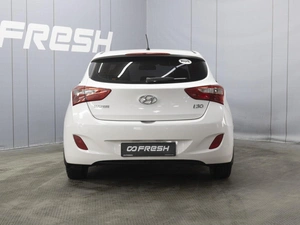 Хетчбэк Hyundai i30 2012 года, 970000 рублей, Омск