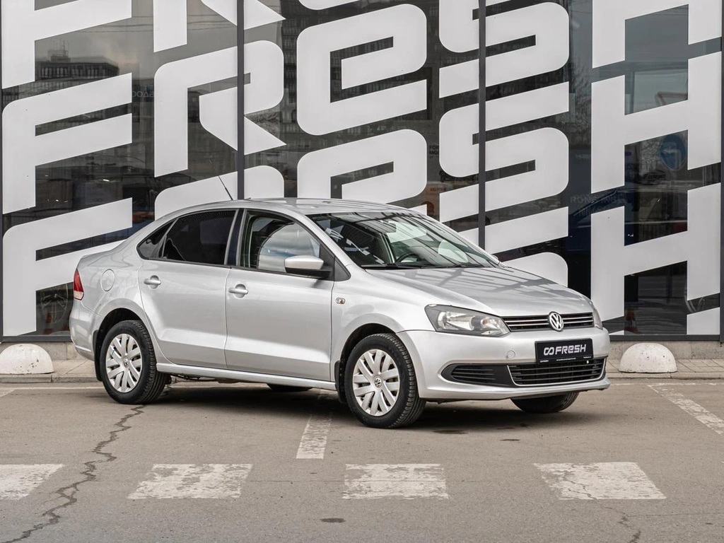 Седан Volkswagen Polo 2012 года, 770000 рублей, Краснодар