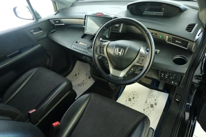 Минивэн Honda Freed 2012 года, 1249000 рублей, Омск