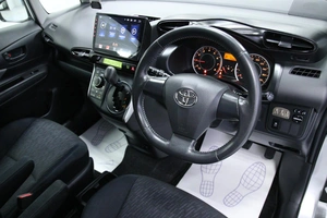 Минивэн Toyota Wish 2011 года, 1358000 рублей, Солонцы