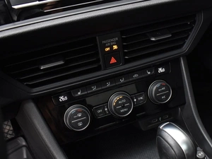 Седан Volkswagen Jetta 2020 года, 2090000 рублей, Краснодар