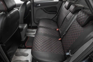 Хетчбэк Ford Focus 2010 года, 699000 рублей, Барнаул