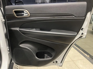 Внедорожник Jeep Grand Cherokee 2014 года, 2450000 рублей, Красноярск