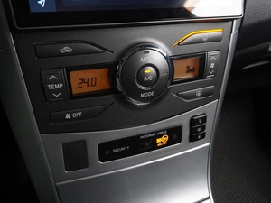 Седан Toyota Corolla 2011 года, 1199000 рублей, Воронеж