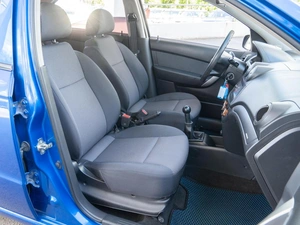 Седан Chevrolet Aveo 2011 года, 550000 рублей, Волгоград