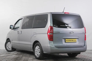 Минивэн Hyundai H-1 2016 года, 2489000 рублей, Кемерово
