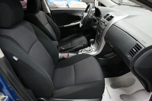 Седан Toyota Corolla 2011 года, 1099000 рублей, Омск