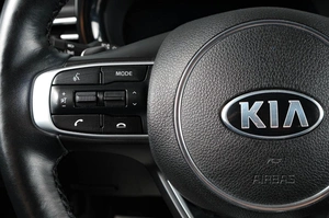Седан Kia K5 2020 года, 2959000 рублей, Тюмень