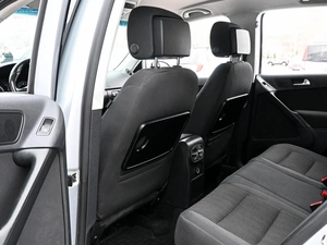 Внедорожник Volkswagen Tiguan 2011 года, 1050000 рублей, Волгоград