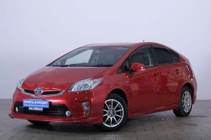 Лифтбек Toyota Prius 2013 года, 1239000 рублей, Омск