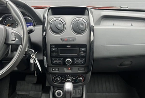 Внедорожник Renault Duster 2018 года, 1370000 рублей, Солонцы