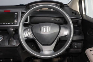 Минивэн Honda Freed 2008 года, 999000 рублей, Новосибирск