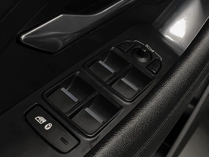 Внедорожник Jaguar E-Pace 2018 года, 2599000 рублей, Красноярск