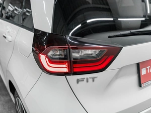 Хетчбэк Honda Fit 2021 года, 1320000 рублей, Красноярск