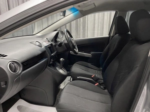 Хетчбэк Mazda Demio 2013 года, 635000 рублей, Красноярск