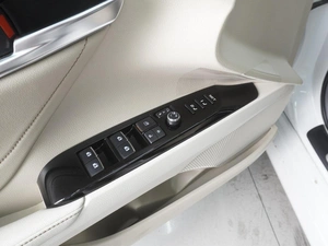 Седан Toyota Camry 2019 года, 3070000 рублей, Ростов-на-Дону