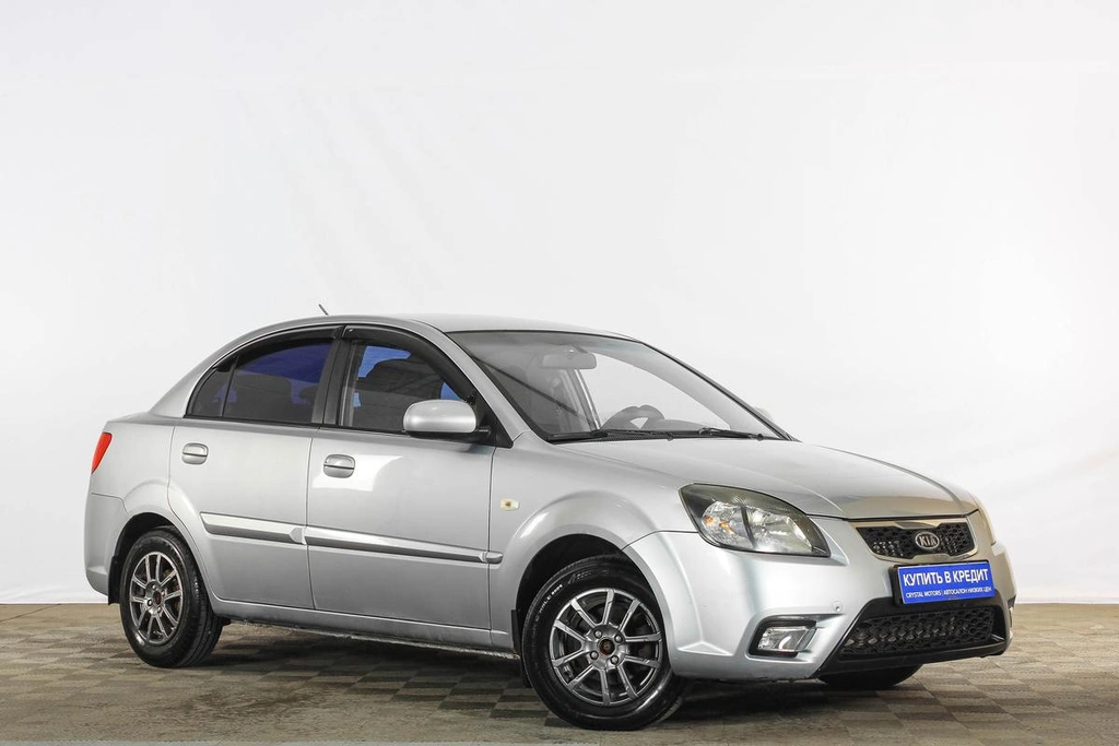 Седан Kia Rio 2010 года, 499000 рублей, Тюмень