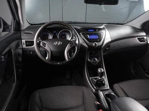 Седан Hyundai Elantra 2013 года, 1030000 рублей, Минеральные Воды