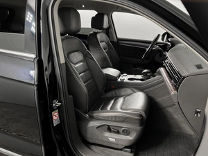 Внедорожник Volkswagen Touareg 2018 года, 4494900 рублей, Казань