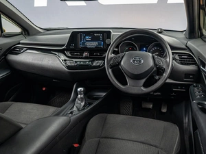 Внедорожник Toyota C-HR 2018 года, 2150000 рублей, Краснодар