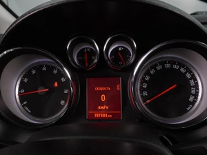 Седан Opel Astra 2013 года, 874000 рублей, Воронеж