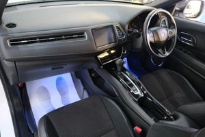 Внедорожник Honda Vezel 2019 года, 2599000 рублей, Омск