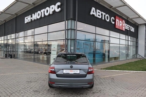 Хэтчбек Skoda Octavia 2017 года, 2350000 рублей, Мирное