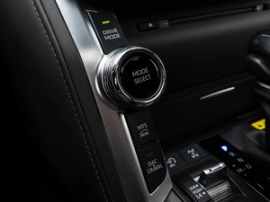 Внедорожник Toyota Land Cruiser 2021 года, 10800000 рублей, Краснодар