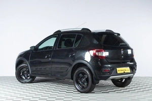 Хетчбэк Renault Sandero Stepway 2017 года, 989000 рублей, Челябинск
