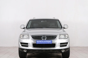 Внедорожник Volkswagen Touareg 2008 года, 1449000 рублей, Красноярск
