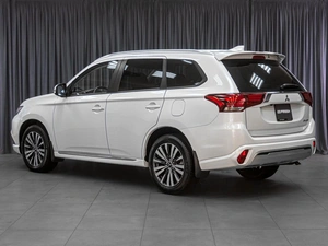 Внедорожник Mitsubishi Outlander 2022 года, 3449000 рублей, Тюмень
